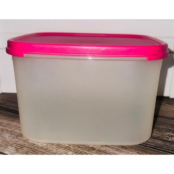 Tupperware Modular Mates 11 Cup Container #1620 Pink Sheer Lid -  2.6L New - Picture 1 of 2